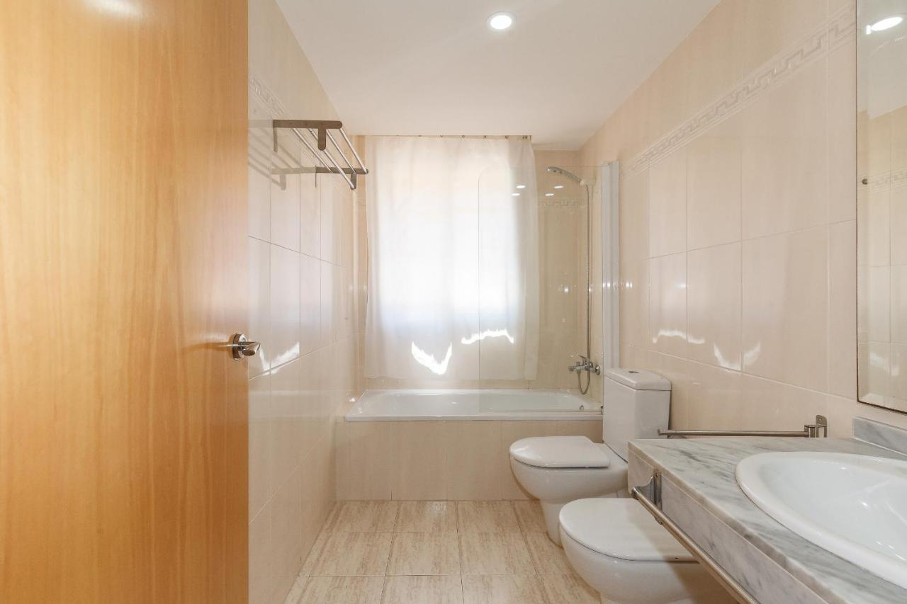 Apartament Uhc Arinsal Family Complex Salou Zewnętrze zdjęcie