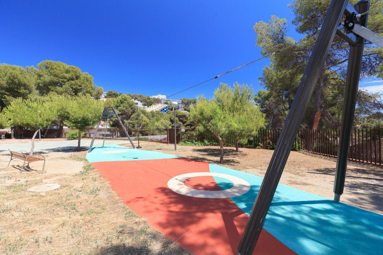 Apartament Uhc Arinsal Family Complex Salou Zewnętrze zdjęcie