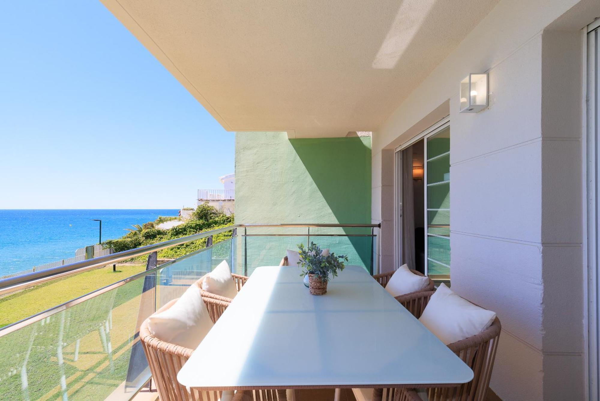 Apartament Uhc Arinsal Family Complex Salou Zewnętrze zdjęcie
