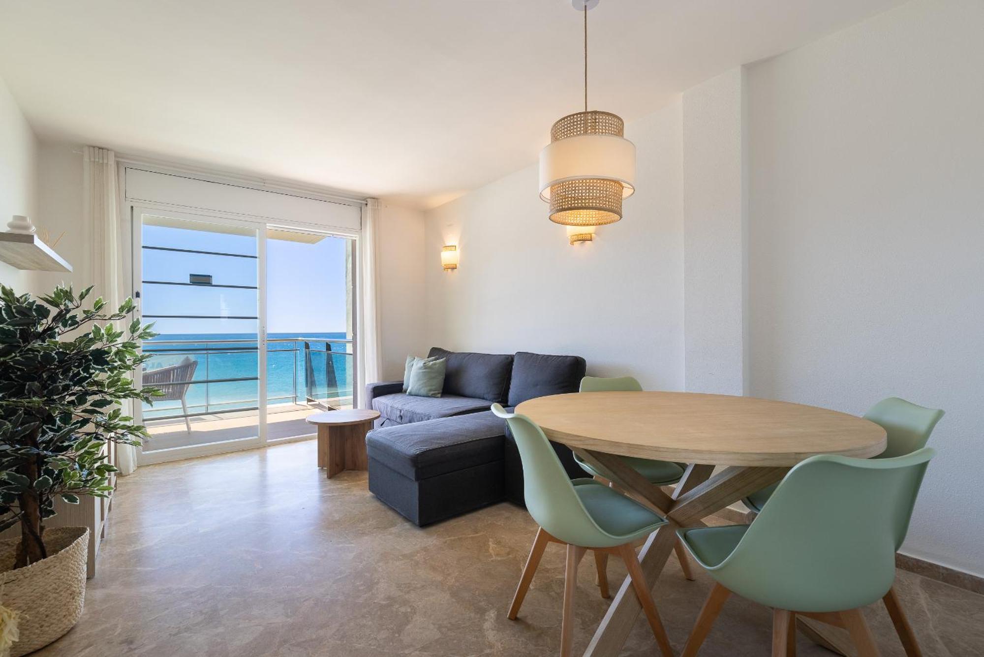 Apartament Uhc Arinsal Family Complex Salou Zewnętrze zdjęcie