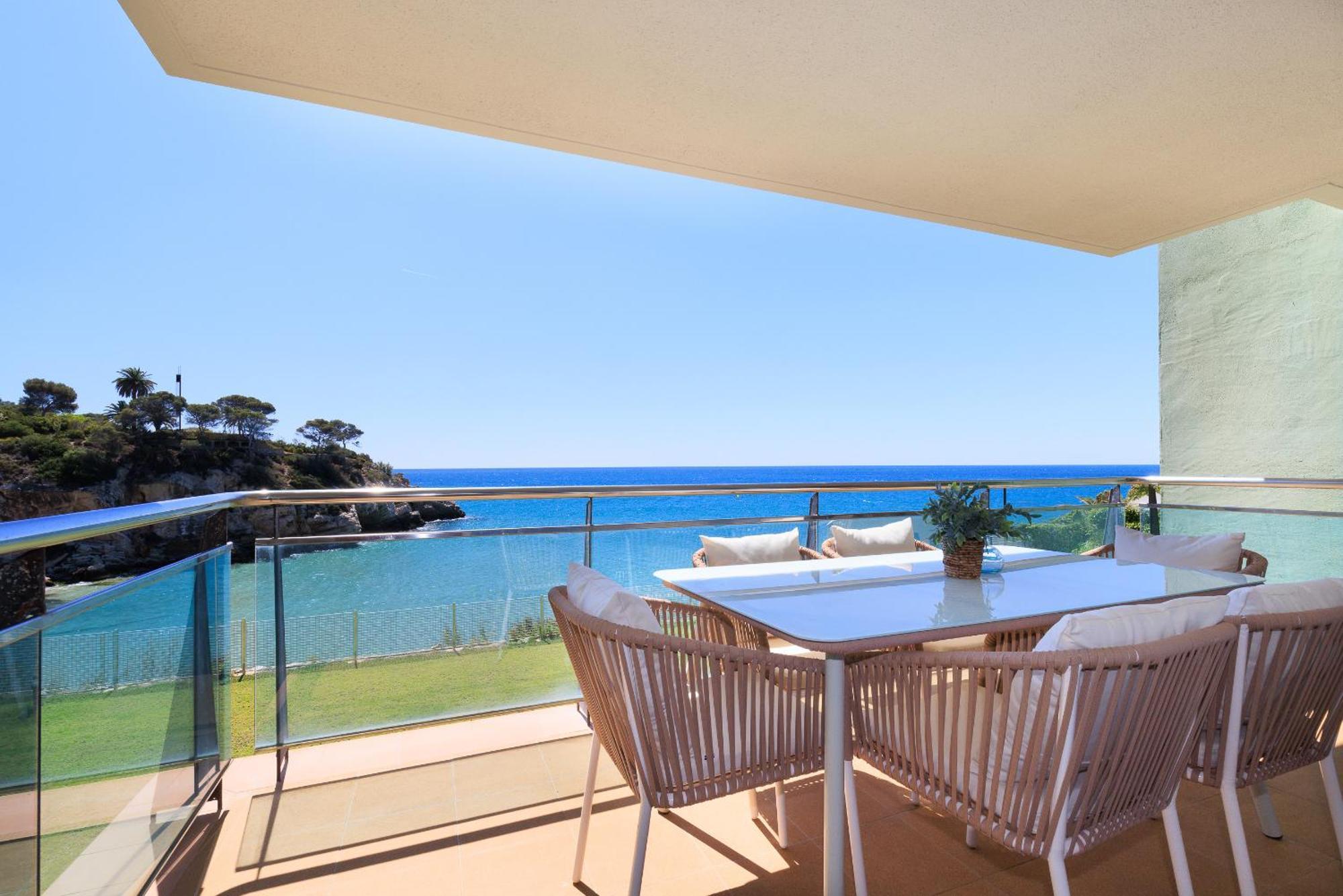 Apartament Uhc Arinsal Family Complex Salou Zewnętrze zdjęcie