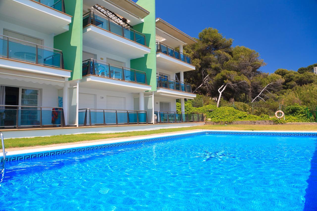 Apartament Uhc Arinsal Family Complex Salou Zewnętrze zdjęcie